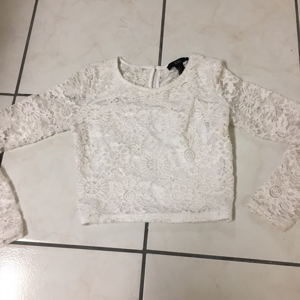 Forever 21 White Lace Crop Top Long Sleeve Sz S